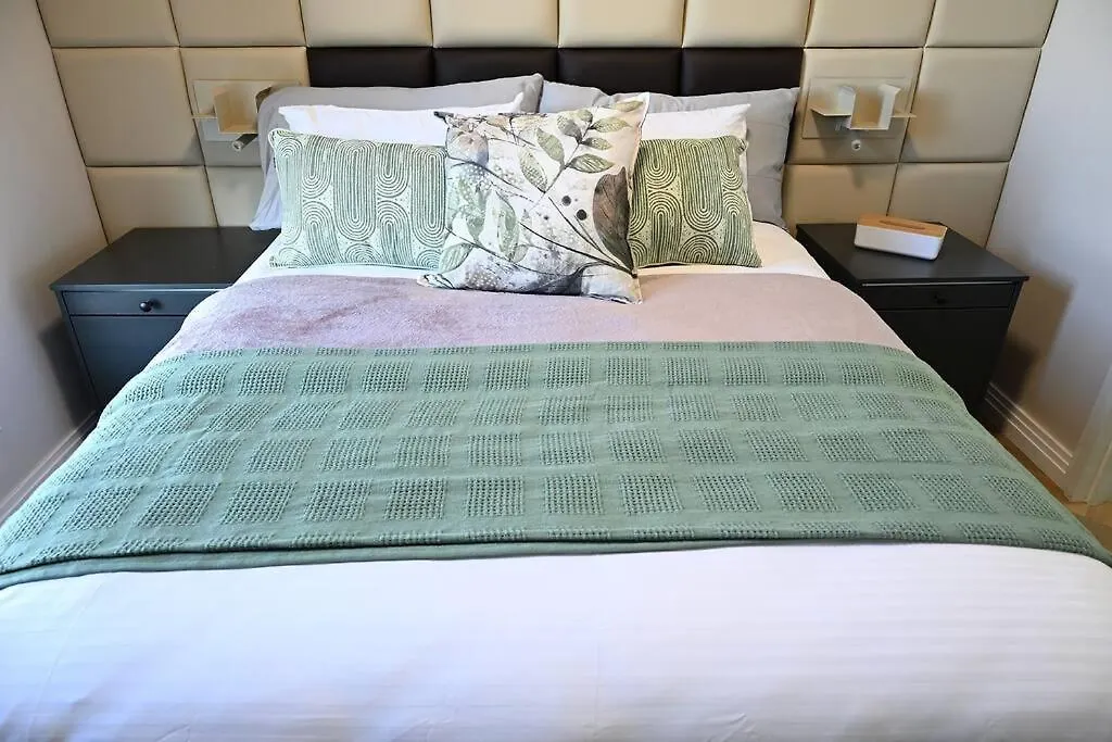 Bgs Luxury -Two-Bed -Nine Palms Apartment Cape Town
