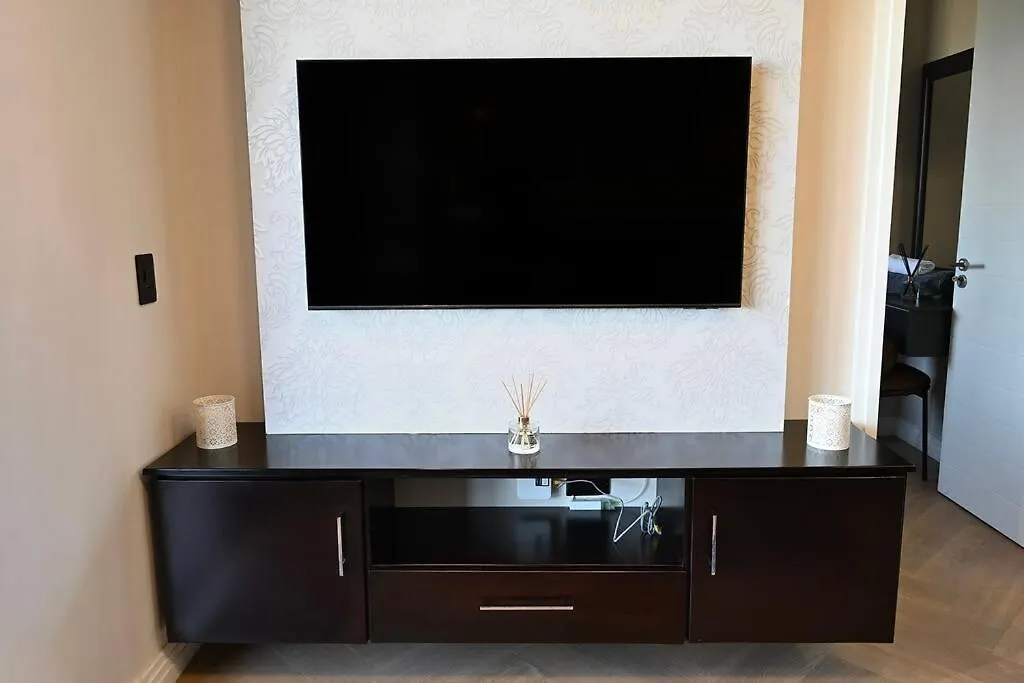 Bgs Luxury -Two-Bed -Nine Palms Apartment Cape Town