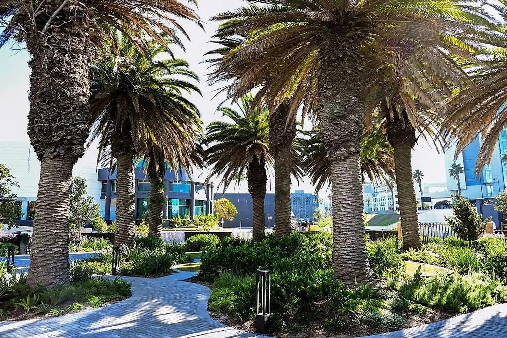 Bgs Luxury -Two-Bed -Nine Palms Apartment Cape Town